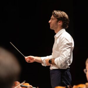 Wiener Philharmoniker Instagram - A fantastic way to end the 2023/2024 season: performing Rimsky-Korsakov’s Capriccio espagnol, Rachmaninoff’s Die Toteninsel, and Dvořák’s Symphony No. 7 at the @teatrodelamaestranza in Sevilla, Spain! 🎶✨

Thank you, @lorenzoviotti, for a wonderful time making music together! 🎻👏
.
.
.
#ViennaPhilharmonic #RimskyKorsakov #Rachmaninoff #Dvorak #LorenzoViotti #ClassicalMusic #Sevilla #vpontour
📸: Wiener Philharmoniker / Martin Kubik