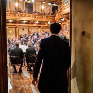 Wiener Philharmoniker Instagram - This was our final Subscription Concert of this concert season with conductor Lorenzo Viotti at the @musikverein.wien! ✨🎶

Next, we're excited to go on tour with a fantastic program featuring Nicolai Rimsky-Korsakov’s "Capriccio espagnol," Sergei Rachmaninoff’s "Die Toteninsel," and Antonín Dvořák’s Symphony No. 7 in D minor. 🎼

➡️ First stop: Elbphilharmonie Hamburg 
.
.
.
#ViennaPhilharmonic #LorenzoViotti #SubscriptionConcert #ClassicalMusic #MusikvereinWien #Vienna #vpontour 
📸: Wiener Philharmoniker / Raphael Mittendorfer