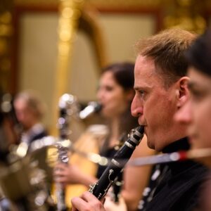 Wiener Philharmoniker Instagram - Rehearsal impressions for our final Subscription Concert of the 2023/2024 season with conductor @lorenzoviotti! ✨🎶

We look forward to a fantastic program featuring Nicolai Rimsky-Korsakov’s "Capriccio espagnol," Op. 34, Sergei Rachmaninoff’s "Die Toteninsel," Op. 29, Antonín Dvořák’s Symphony No. 7 in D minor, Op. 70. 🎼
.
.
.
#ViennaPhilharmonic #LorenzoViotti #MusikvereinWien #SubscriptionConcert #ClassicalMusic #Vienna 
📸: Wiener Philharmoniker / Benedikt Dinkhauser