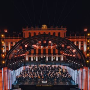 Wiener Philharmoniker Instagram - This was our Summer Night Concert 2024 with conductor @andrisnelsons and @lisedavidsen! ✨🎶

Meidling and Hietzing Gates are open until 11:00 p.m. on the concert day or 1 hour after the end of the event at the latest. 

We wish you all a wonderful evening! 🏰💙
.
.
.
#ViennaPhilharmonic #SummerNightConcert #SchönbrunnPalace #ClassicalMusic #AndrisNelsons #LiseDavidsen #MusicForEveryone #20Years @schoenbrunnpalace 
📸: Wiener Philharmoniker / Niklas Schnaubelt