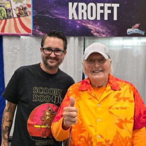 Wil Wheaton Instagram - Here is a little photo dump from Galaxy Con. Thank you for welcoming me, and making me feel at home, nerds. What a great weekend.
