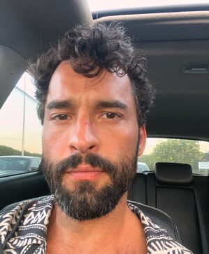 Willian Mello Instagram - 🚙 ☀️ 🎶