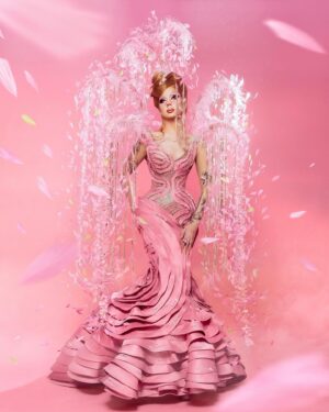 Willow Pill Instagram - Growing into something new. 🌸

Outfit and hair by @joshuanapontedesigns 
Nails by @nailedbyjoseph 
Photo by @dragfiles