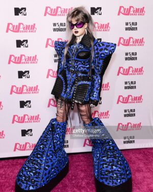 Willow Pill Instagram - The next winner has some big shoes to fill. 🦶

Outfit by @ouget 
Photos by @andyhtrieu