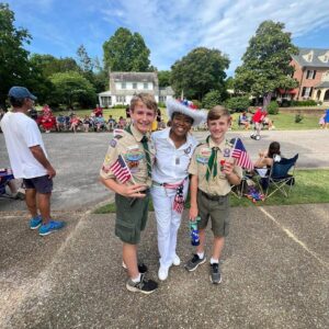 Winsome Earle-Sears Instagram - Happy Independence Day! 🎆 Thrilled to join the Yorktown parade and celebrate our nation's freedom with an amazing community. Honoring the birthplace of American independence! 🇺🇸 #IndependenceDay #YorktownHistory @reprobwittman @acforhampton @diggsforsenate