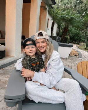 Witney Carson Instagram - Settle a debate for us- Leo is my twin, Jet is dads twin. Agreed?!
