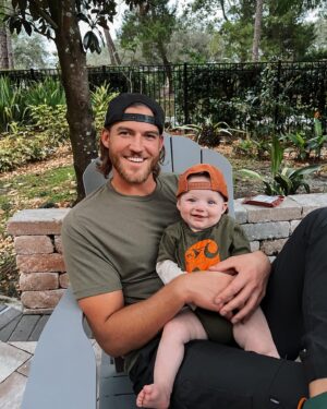 Witney Carson Instagram - Settle a debate for us- Leo is my twin, Jet is dads twin. Agreed?!