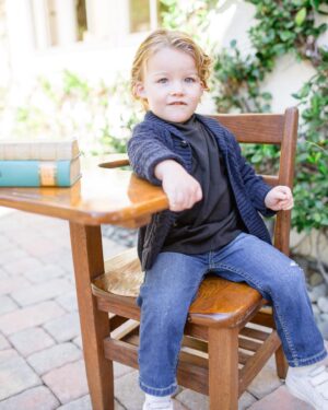 Witney Carson Instagram - FIRST EVER school photos for Leo boy. I can’t believe I just typed those words. Where did the time go?!🥹🫠🤧 

#prek #prekteacher #preschool #toddler #toddlers