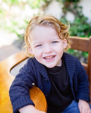 Witney Carson Instagram - FIRST EVER school photos for Leo boy. I can’t believe I just typed those words. Where did the time go?!🥹🫠🤧 

#prek #prekteacher #preschool #toddler #toddlers