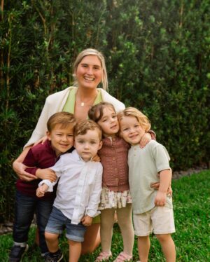 Witney Carson Instagram - FIRST EVER school photos for Leo boy. I can’t believe I just typed those words. Where did the time go?!🥹🫠🤧 

#prek #prekteacher #preschool #toddler #toddlers
