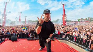 Wouter Janssen Instagram - We are still enjoying @defqon1! Hope you guys are too! 🤟🏻

Which track did you enjoy the most? Let us know in the comments! 👇🏻💙

PS: new music coming next week! 👀