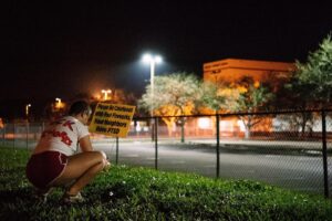 X González Instagram - When you use fireworks, you make life unbearable for the rest of us
#FuckFireworks
