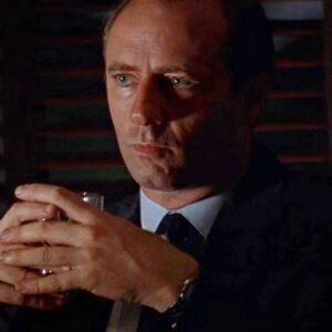 Xander Berkeley Instagram - Tis the Saturday before Christmas! Drink up I say! Here’s to the New Year ahead! Cheers 🥂