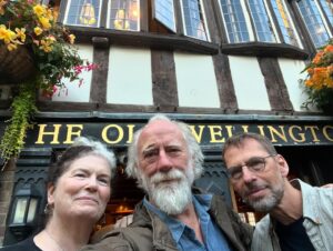 Xander Berkeley Instagram - Waiting for Seth. Hanging with Seth. Alongside #Ironside. Ex-Movie-Wife Jenette and her husband (their anniversary!) at the Old Wellington in Manchester circa 1554! To New Friends Josh and Sarah and old friends on trams everywhere! #t2 #twd