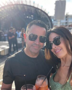 Xavi Hernández Instagram - Bones vacances! ⛱️☀️😎 #happyholidays #felicesvacaciones #summer #familytime #familygoals @nuriacunillera81