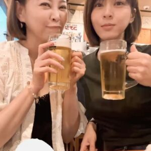 Yan-Pei Su Instagram - 從開始休息後，
都幸運地跟上對的旅伴、我的家人也是神隊友
替自己的清單寫下值得深刻的旅程。
都會結束，卻也是回憶的開始。

你/妳是好旅伴嗎？怎麼說？

然後接下來的發文
可能會有圖文不符的現象發生😝
因為享受了當下、來不及分享啦

#日本 #福岡 #旅行 #三天兩夜