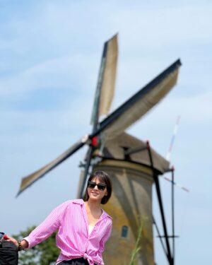 Yan-Pei Su Instagram - 🇳🇱📍
還是照著慢活的節奏中掌握時間
欣賞世界各地的可愛與不可愛
感受不同的風情
真喜歡 好喜歡 超級喜歡這樣的自己🩷
即使我們都不完美

#荷蘭 #鹿特丹 #自由旅行 #小孩堤防 
#世界遺產 #thenetherlands #rotterdam #kinderdijk
