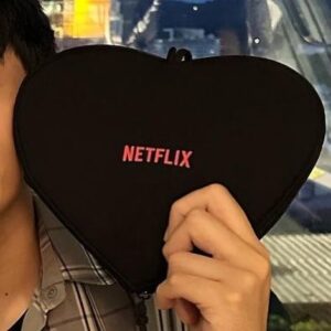 Yang Chang Instagram - \\ 我就是最棒的特工 //ヽ༼ಢ_ ಢ༽ﾉ!!!!

♡毫無冷場ㄉ好看～♡

▷想看蓋兒・加朵在《攻心諜戰》裡一邊耍辣一邊尋找「諜心」嗎？
▷ 8月11日 只在 @netflixtw 獨家上線✧
#攻心諜戰 #特工降臨