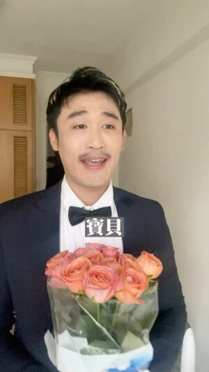 Yang Chang Instagram - 以讀攻讀
https://chinshu.co/HappyVday

有層次的品味 點燃了 枯燥乏味的靈魂
最美味的禮物 唯有\ @luchinshu_ 盧琴樹 🌲/ ٩(˃̶͈̀௰˂̶͈́)و

有了 \ 什麼都夾得住的糖心酥 / 再也不用以讀攻讀

➤酥脆餅皮 X 厚夾糖心 ⇢ 雙倍享受 層次🆙🆙 
➤十種口味，滿足男女老少的多重組合
➤日日現做，糖心酥餡軟而不膩

🍫巧克力蔓越莓-甜甜滋味如初戀
🍓草莓歐蕾-粉紅泡泡是熱戀

吃了盧琴樹糖心酥．日子過得舒舒又服服👩‍❤️‍👨👩‍❤️‍👩💑

❤️情人節優惠如下❤️
活動檔期：2/19~3/31
全館滿 $1000 免運
草莓歐蕾、巧克力蔓越莓 
任選5包85折

✨留言你最想要的口味抽出五位獲得糖心酥✨（已抽出）

#盧琴樹 #盧琴樹手作糖心酥  #餡料會溢出來 @@