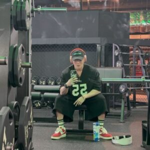 Yang Da-il Instagram - 아니 무슨 사진첩에 지난 1-2주간 사진이 헬스장밖에 없네 

여러분 훅온다일 이제 구매까지 5일 남앗어요!