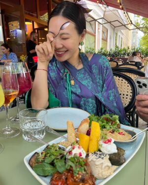 Yang Ge Instagram - I officially announced @tsomi.saragogi.berlin is my favorite Georgian restaurant in Berlin !❤️