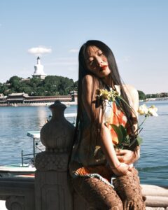 Yang Ge Most Liked Photos and Posts