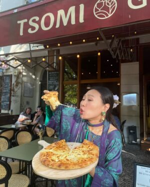 Yang Ge Instagram - I officially announced @tsomi.saragogi.berlin is my favorite Georgian restaurant in Berlin !❤️