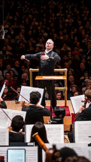 Yannick Nézet-Séguin Instagram - Experience Shostakovich’s powerful Symphony No. 7, “Leningrad,” recorded live last month in Stern Auditorium / Perelman Stage! Conductor @nezetseguin leads NYO-USA All Stars—an ensemble made up of exceptional musicians who have taken part in Carnegie Hall’s @nyo.usa—in this brand-new program now available on @carnegiehallplus. Subscribe today to start streaming.