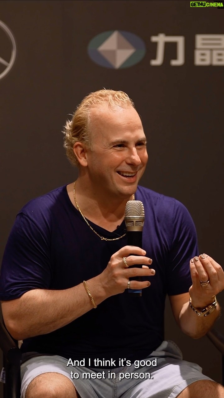 Yannick Nézet-Séguin - 1.6K Likes - Despite his busy schedule leading the @MetOrchestra’s landmark tour across Asia, Music Director @nezetseguin also prioritized connecting with the local musical communities. After a recent concert in Taipei—marking the first time that the ensemble ever performed in Taiwan—Maestro Nézet-Séguin spent time in conversation with a group of talented music students and shared some wisdom about following a career in the arts.
Videography by Neville Braithwaite / Met Opera
#MetOpera #Interview #Conductor #Meetopera