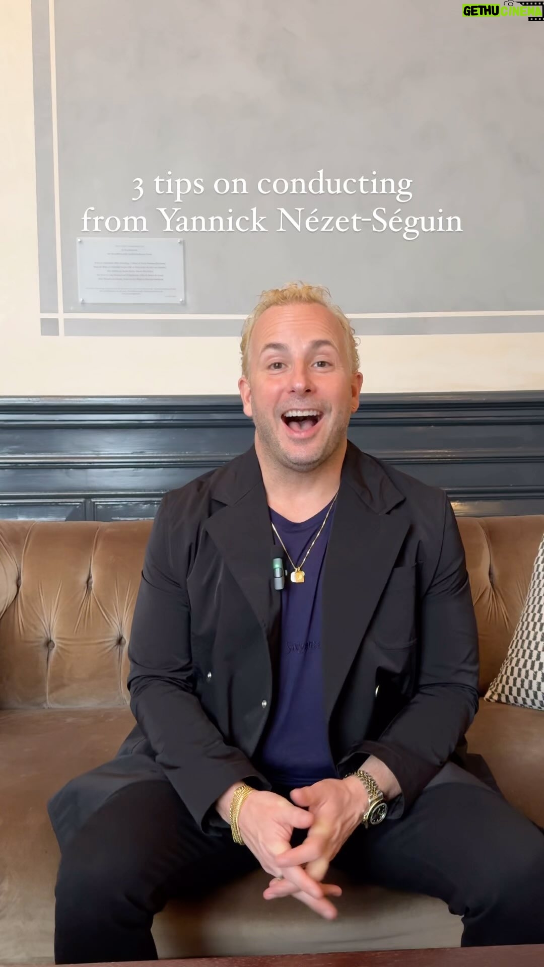 Yannick Nézet-Séguin - 1.6K Likes - Conducting crash course with @nezetseguin 🎶 #conducting #concertgebouw #dirigent #maestro #conductor