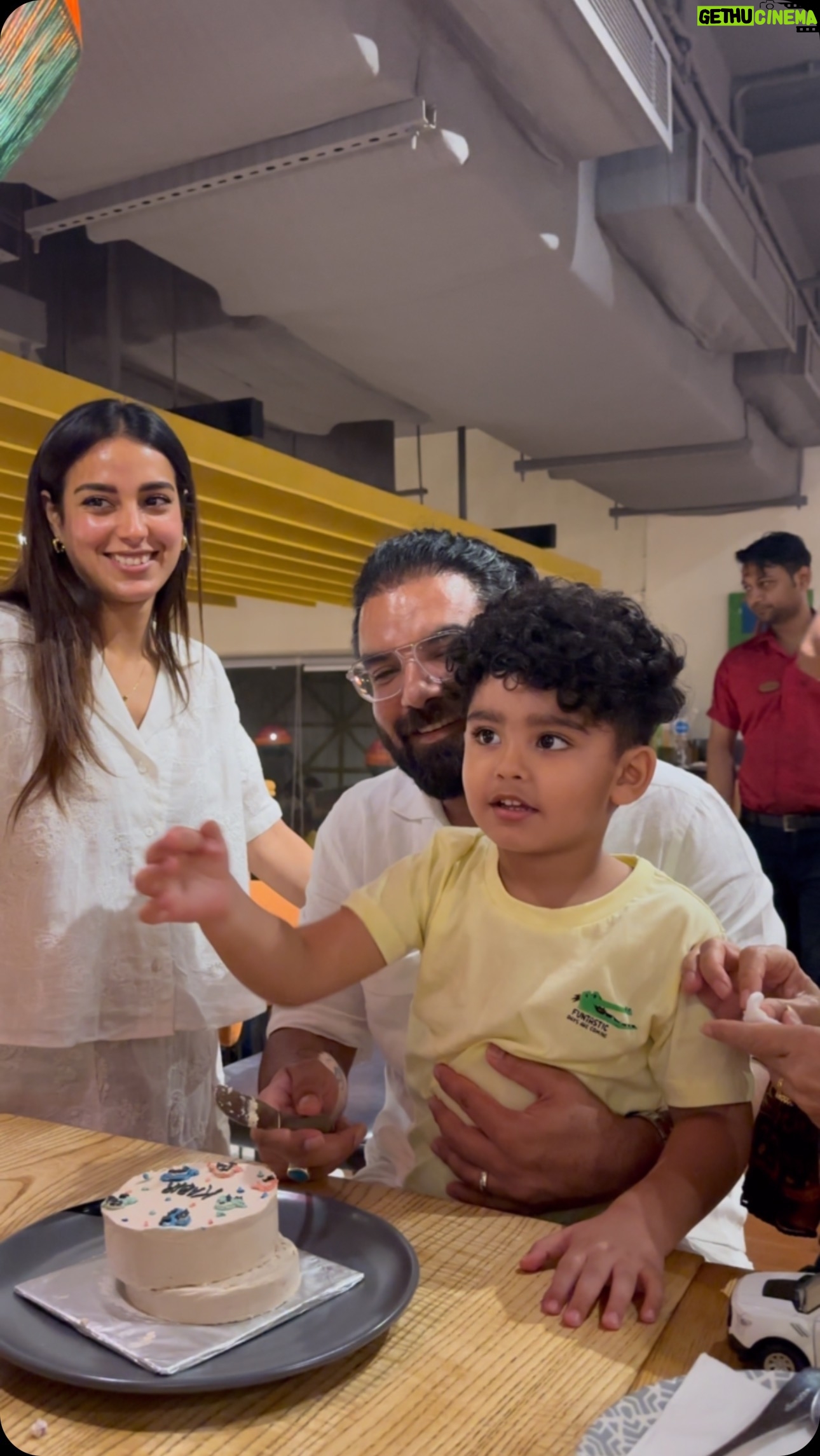 Yasir Hussain - 139.7K Likes - Happy birthday @kabirhussainnn . Love you
Meri dua hai k tum bary ho kar aik achy insaan bano khush raho khushiyan banto. Ameen
#kabirhussain #3rdbirthday #mashallah