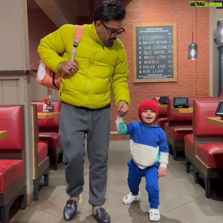 Yasir Hussain - 152.2K Likes - Happy Father’s Day, @yasir.hussain131 you’re the glue that holds our family together❤️
YOU ARE OUR HERO!
