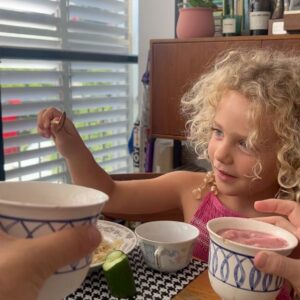 Yedidia Vital Instagram - יולי אוגוסט דאמפ תלתלים בנשמה זיעה עייפות עבודה יצירה חופשה עושר גודש אושר סערות רגשיות כובד משקל החיים בטמפרטורה גבוהה לחיים ולבריאות. לבריאות