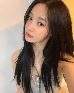 Yeon-woo Instagram - 슬픈 반곱슬