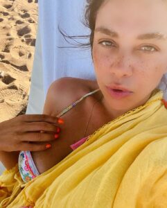 Actress Ye?im Ceren Bozo?lu HD Photos and Wallpapers July 2024