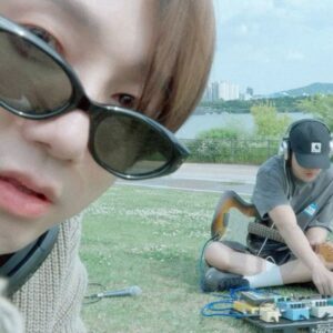 Yesung Instagram - See you tonight at 10pm. 🎸 #예열 #yours