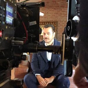Yetkin Dikinciler Instagram - Bahtiyar iş başında...😊
20:00'de...
#bahtiyarölmez #atvturkiye #büyüksır
