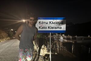Yiannis Koukourakis Instagram - no captions 
just salt water & sunsets

#summer #vibes