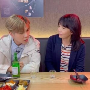 Ying Chi Yuet Instagram - 同Do姐飲酒🍻
仲講埋韓國飲酒文化添！
我對Do姐的愛 vs Do姐對我的愛
記得今晚20:30收睇 HOY TV 77台《去邊啊DO姐》

@do_do_cheng @hk.hoy #去邊啊do姐 
Wardrobe @aiglehongkong @aigle