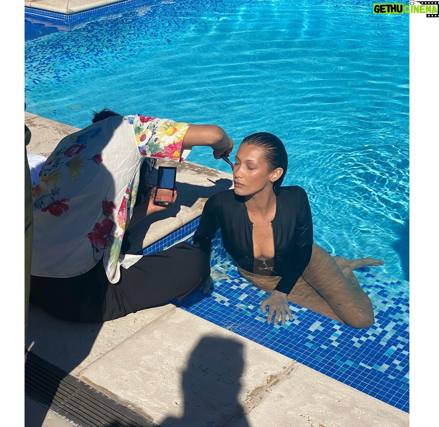 Yolanda Hadid - 159.6K Likes - ❤️Behind the scenes with my baby girl @bellahadid for @michaelkors and his incredible team… I love you Bell, so proud of your work ethic and kindness for all who cross your path… #Proudmommy