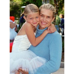 Yolanda Hadid Instagram - ❤️Happy birthday to you my sweet Angel..... I have always been so very proud of the young woman you grew up to be every step of your life time but watching you give birth and become a mother yourself has given “Proud” a whole other meaning....

You are extraordinary!!! Thank you for giving me this greatest gift, I wasn’t sure how to get by without my mamma but loving Khai awoke a part in my heart I never knew existed.  #HappyBirthday #Gigi