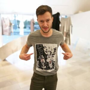 Yon Tumarkin Instagram - Castro T-Art. Castro, the Tel Aviv Museum & my talented father. @castrofashion Photo by @izsak