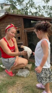 Actress Yonca Şahinbaş HD Instagram Photos and Wallpapers July 2024