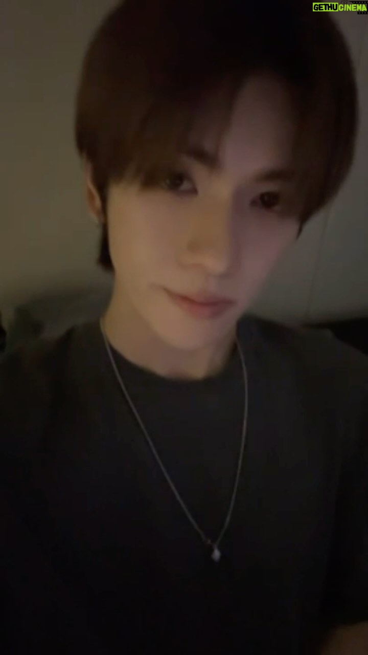 Yongsin Wongpanitnont - 102.1K Likes - Im a rockstar🤘😎