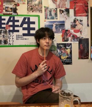 Yoo Jung-hoo Instagram - 😏