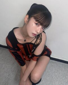Actress Yoon Bo-mi HD Instagram Photos and Wallpapers August 2024