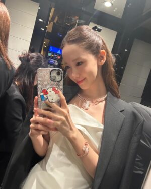Yoona Instagram - ⭐️
#cannesfilmfestival 
#womeninmotion 
@qeelinjewellery