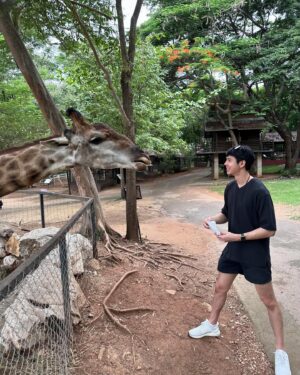 Yosatorn Konglikit Instagram - กลับบ้านกันหนู