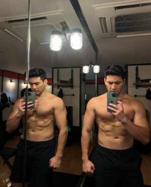 Yoshi Sudarso Instagram - Balance 🥰