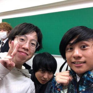 Yoshiaki Yamamoto Instagram - コラボ動画、はなおでんがんチャンネルで出ております。未来へ向けて、全力を尽くした。 【豪華すぎ】もしも生徒と先生の数が逆転したら生徒の成績めちゃくちゃ伸びんじゃねぇええええぇええ？？！！
https://youtu.be/g1mDU3JVPlM